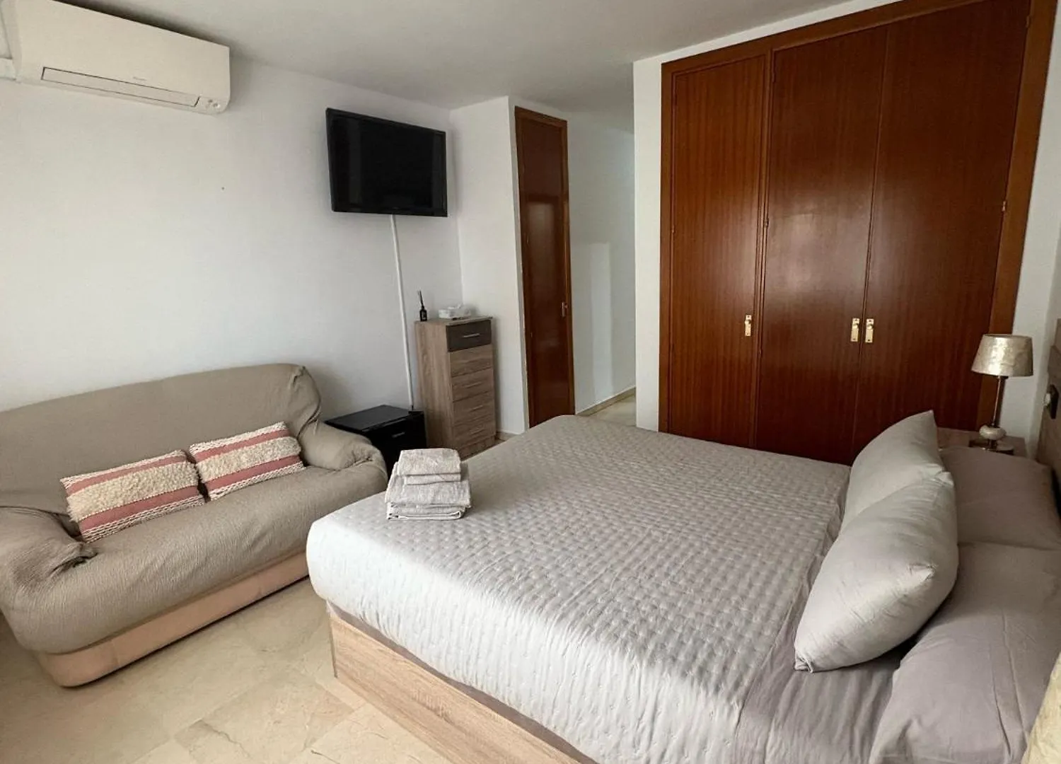 Privatunterkunft Private Suite Next To The Estepona Marina